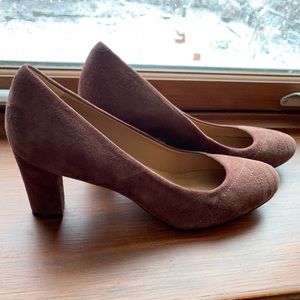Talbots suede pumps